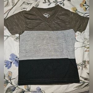 Toddler short sleeve tshirt in green and gray size 2T ROK brand